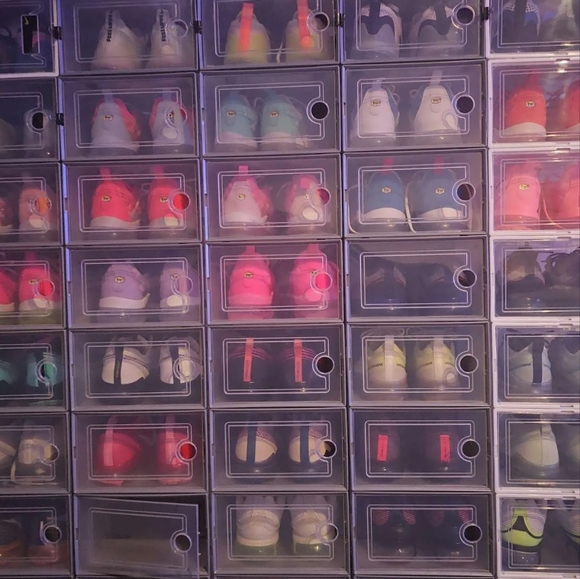 Meet your Posher, Danielle - Picture 3 of 3